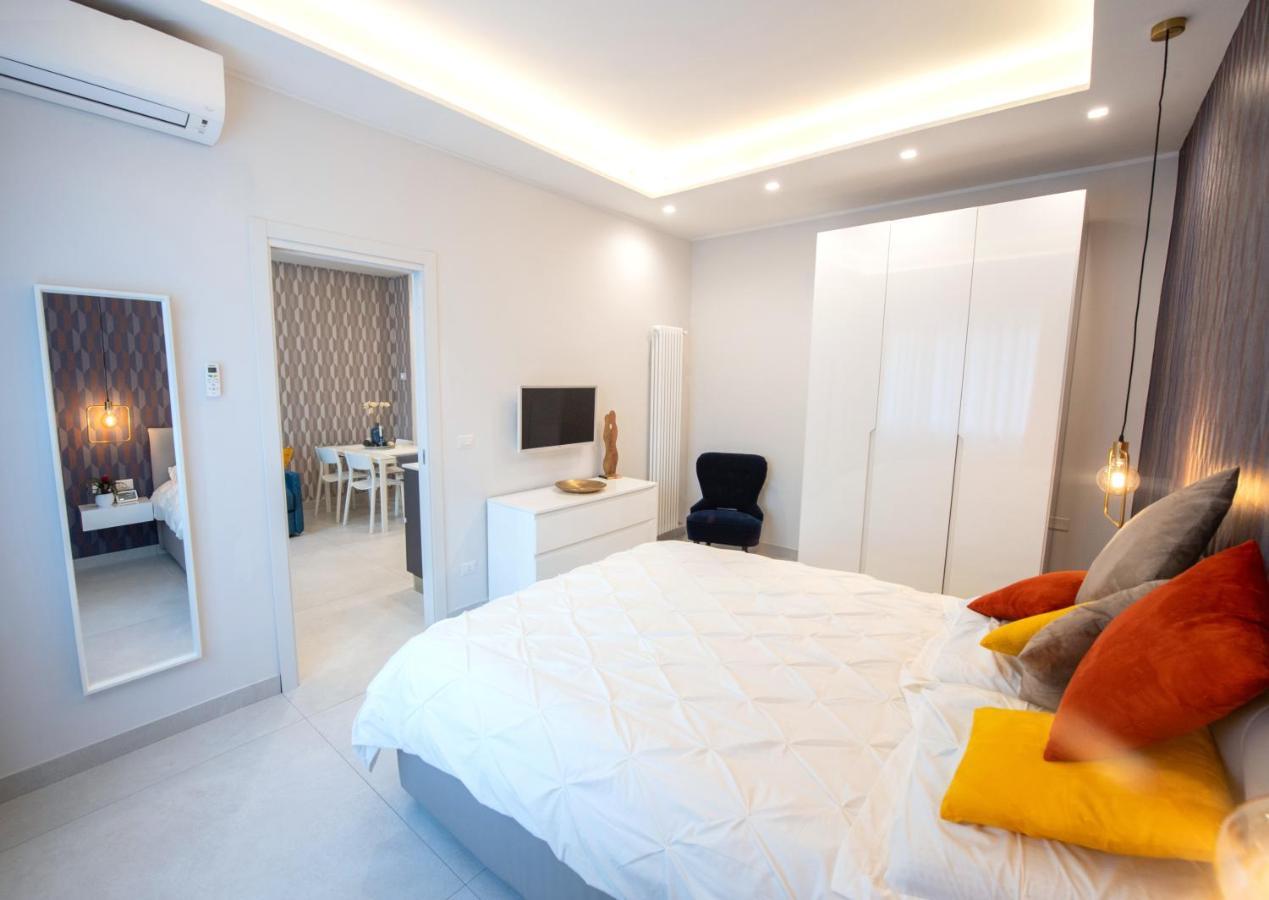 Napoli City Center - Appartamenti E Camere Exteriér fotografie