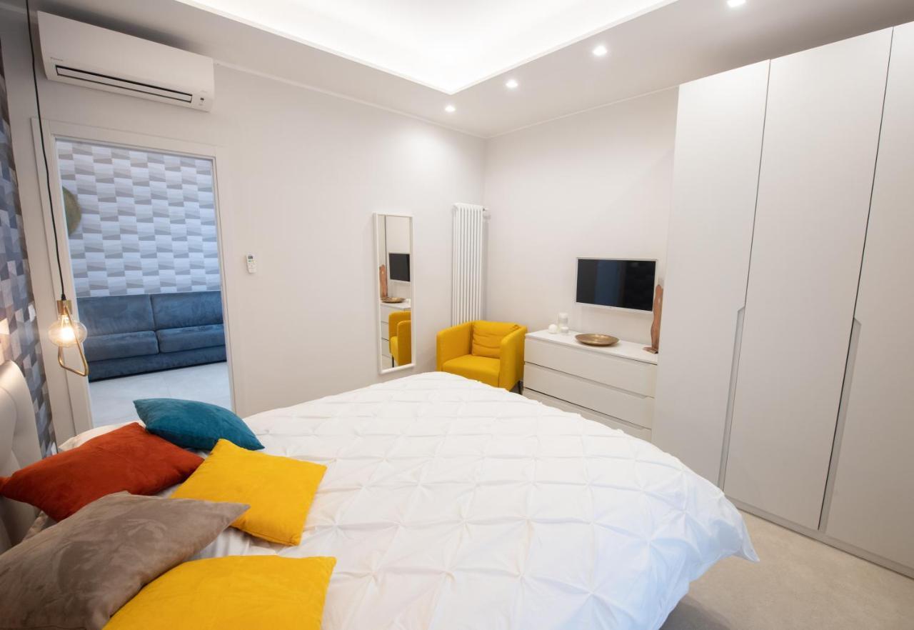 Napoli City Center - Appartamenti E Camere Exteriér fotografie