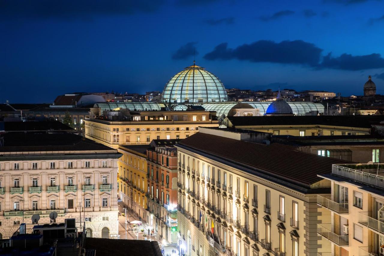 Napoli City Center - Appartamenti E Camere Exteriér fotografie
