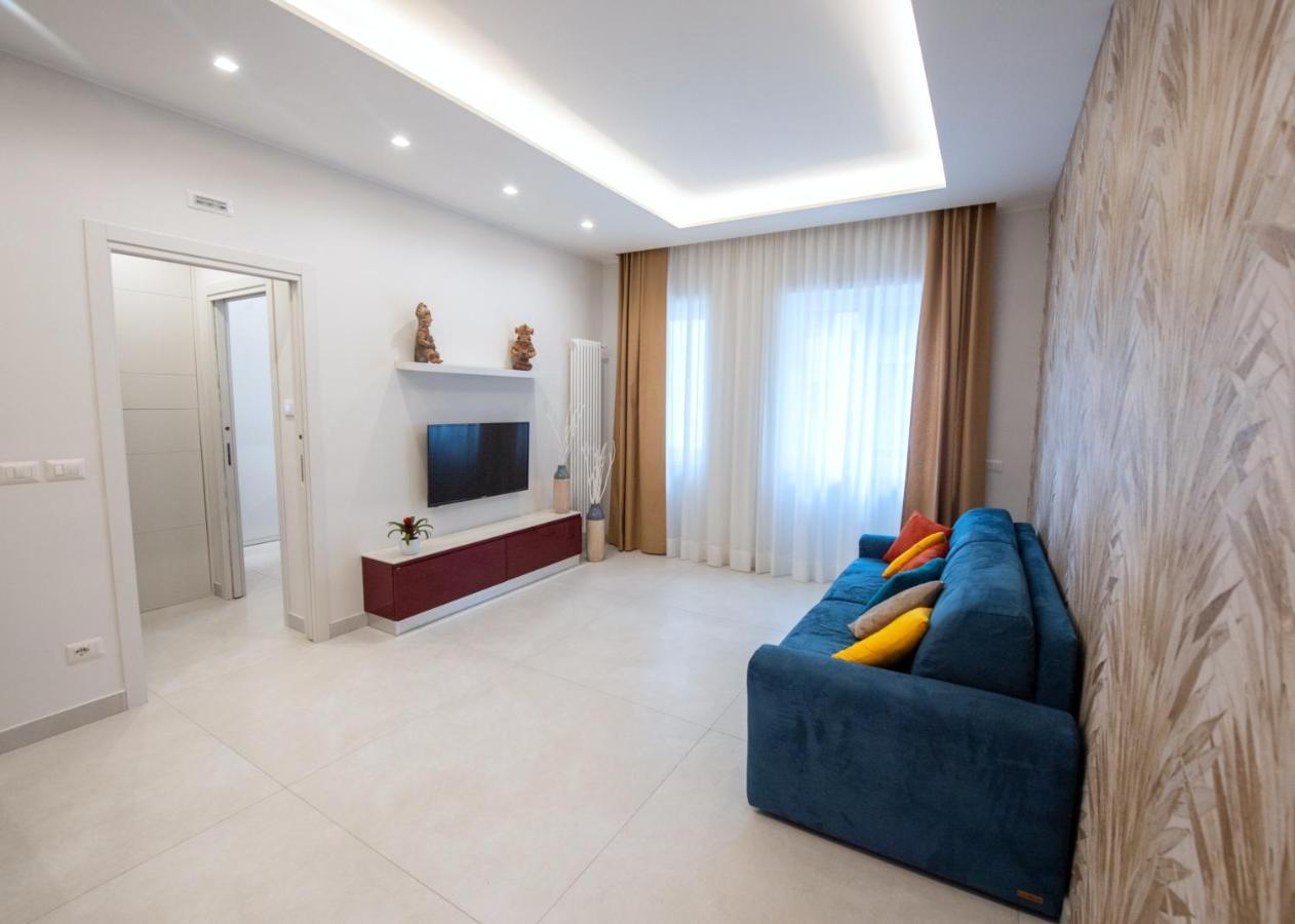 Napoli City Center - Appartamenti E Camere Exteriér fotografie