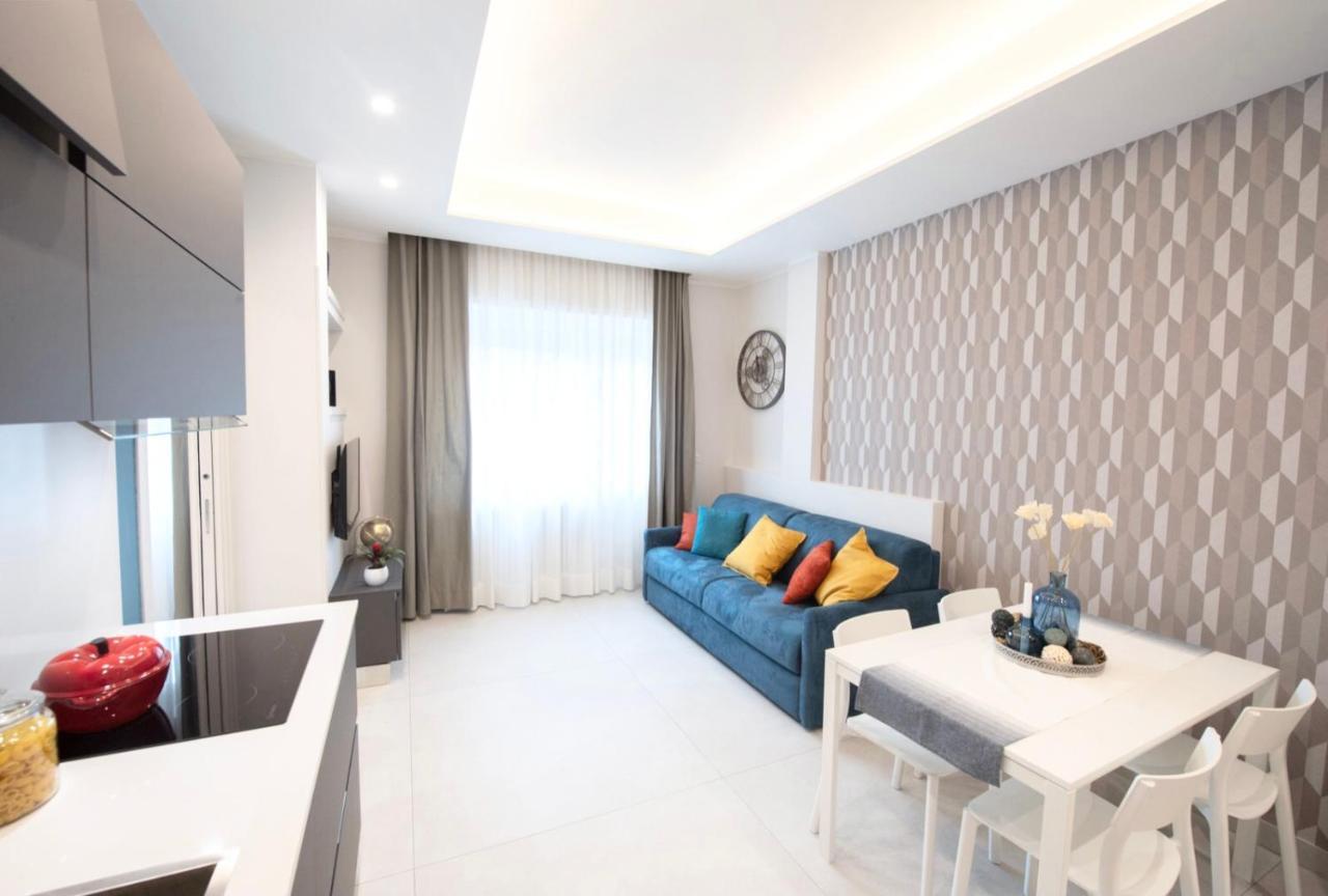 Napoli City Center - Appartamenti E Camere Exteriér fotografie