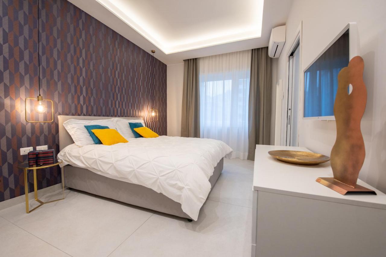 Napoli City Center - Appartamenti E Camere Exteriér fotografie